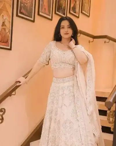 Escort Mukhed